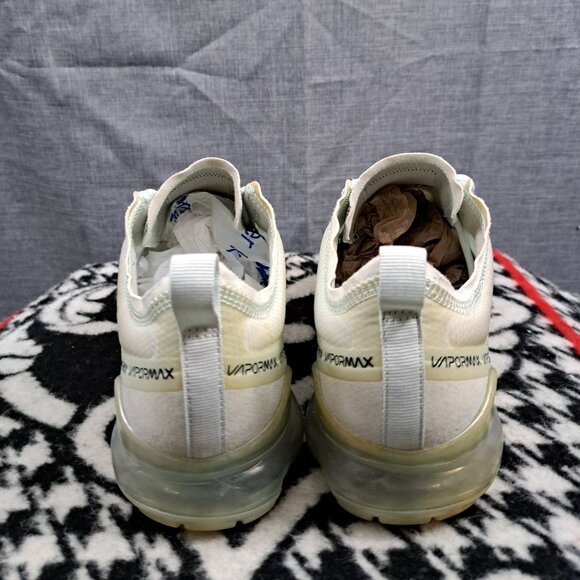 %Nike Air VaporMax 2019 Barely Grey Size 10.5 Mens AR6631-005 Men A9 main image 7